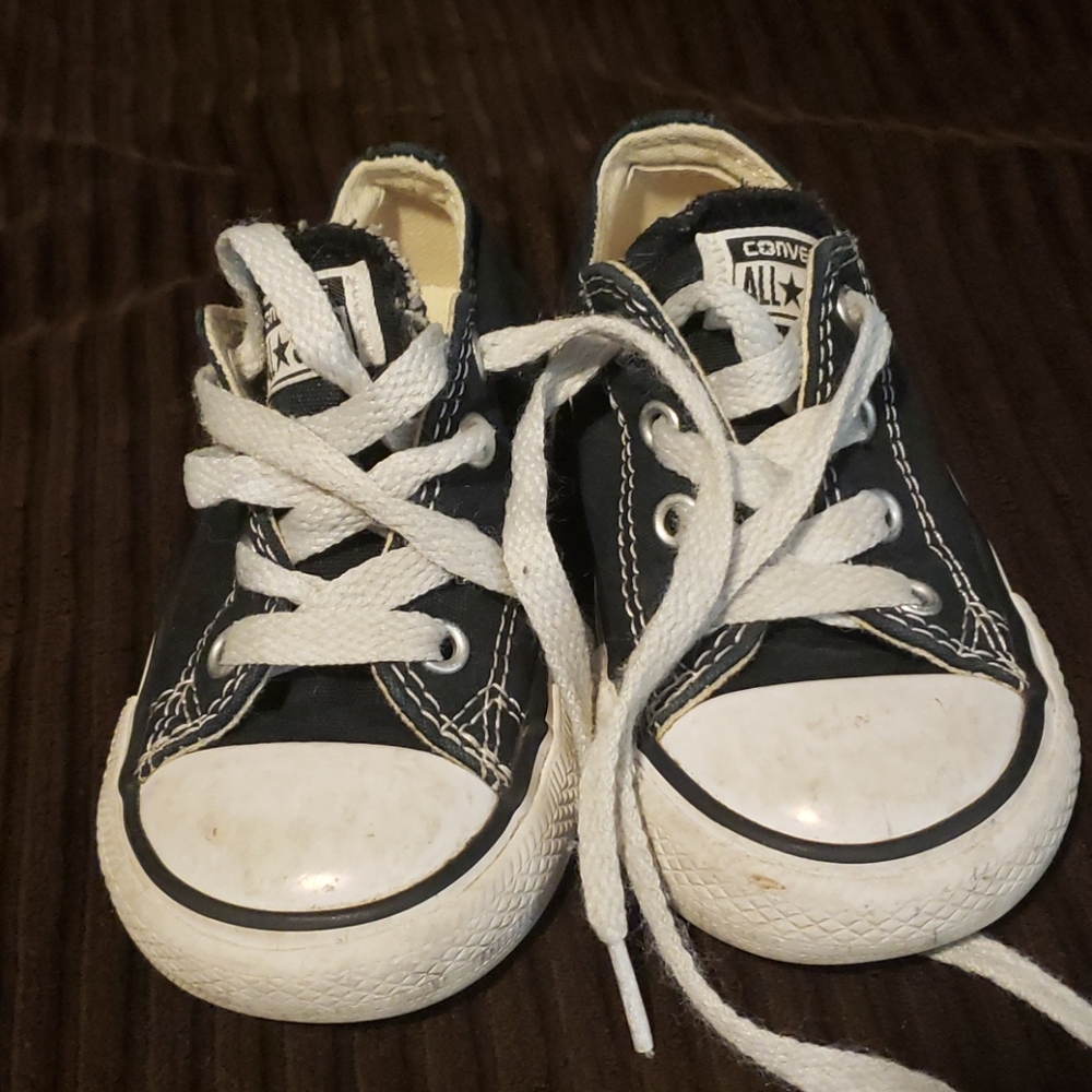 Black Converse
